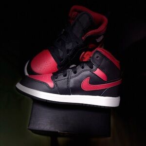 Jordan 1 Mid ( Preschool)